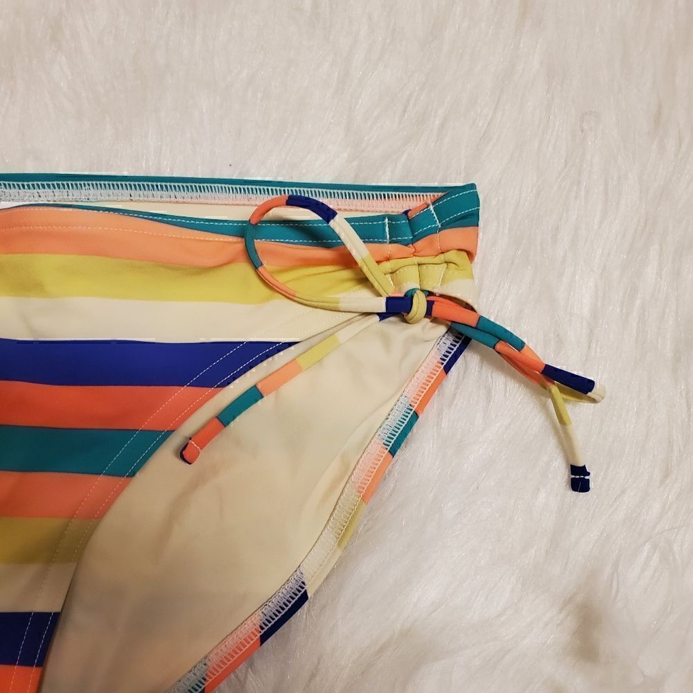 Gap Body Bikini Bottom - Picture 3 of 4